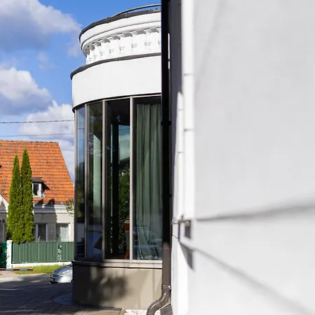 Embassy 303 Вильнюс