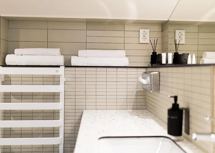 Apartman Embassy 303 *