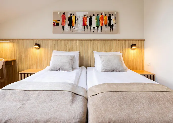 Embassy 303 * Vilnius