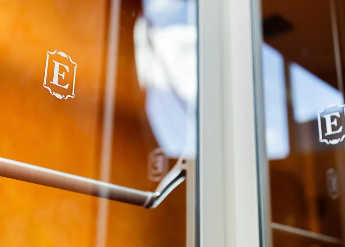 Embassy 303 Apartamento