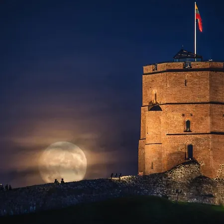 アパート Embassy 303 *